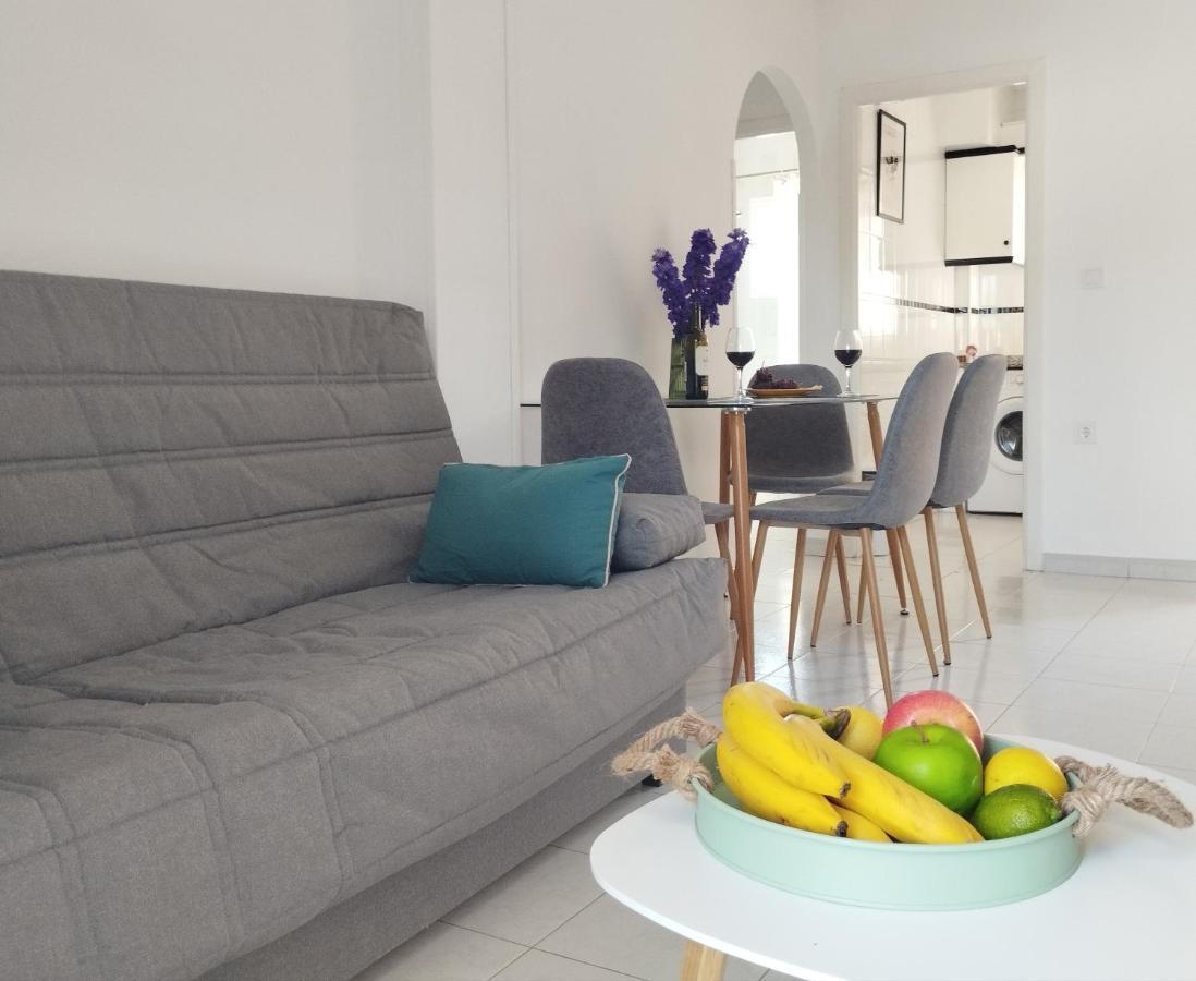 Torrevista Three Bedroom Apartment, Two Swimming Pools And Garage Torrevieja Exterior foto